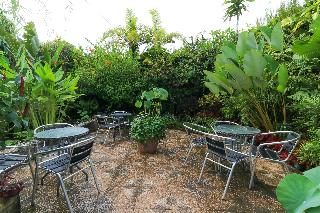 Labuana Homestay and Cafe Garden Makassar by ZUZU fotoÄŸrafÄ±