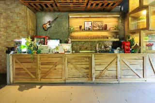 Labuana Homestay and Cafe Garden Makassar by ZUZU fotoÄŸrafÄ±