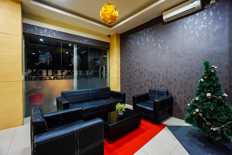 1769 Rid'S Hotel - Lobi