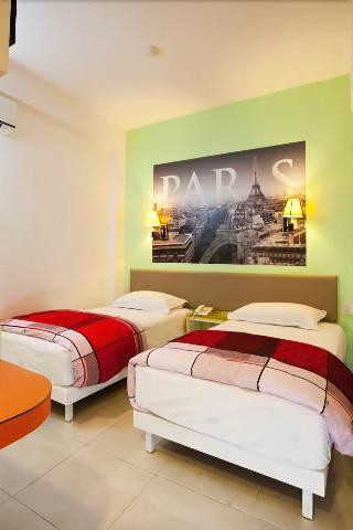 Dewarna Arifin Hotel Malang fotoÄŸrafÄ±