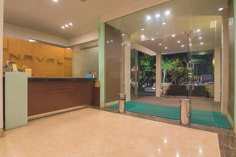 Formerly RedDoorz Premium near Paris Van Java Mall - Lobi