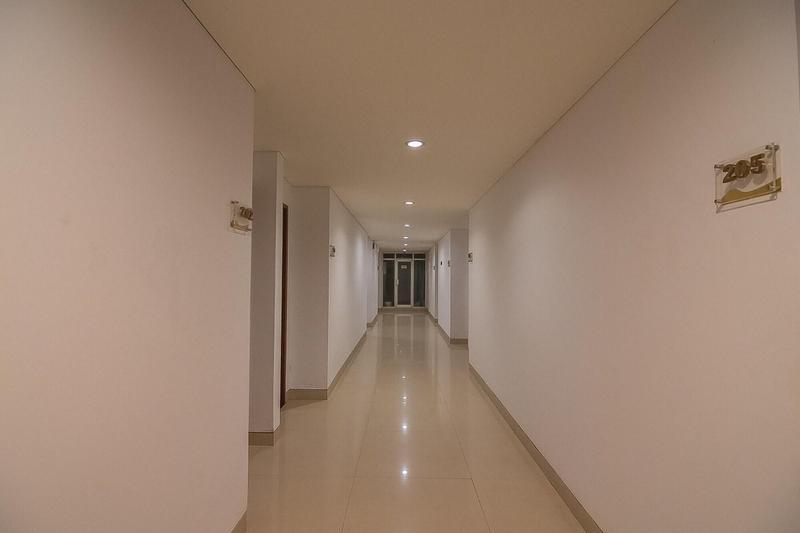 Formerly RedDoorz Premium near Paris Van Java Mall - Lobi