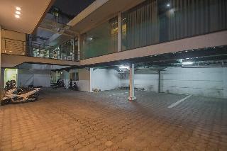 Formerly RedDoorz Premium near Paris Van Java Mall fotoÄŸrafÄ±