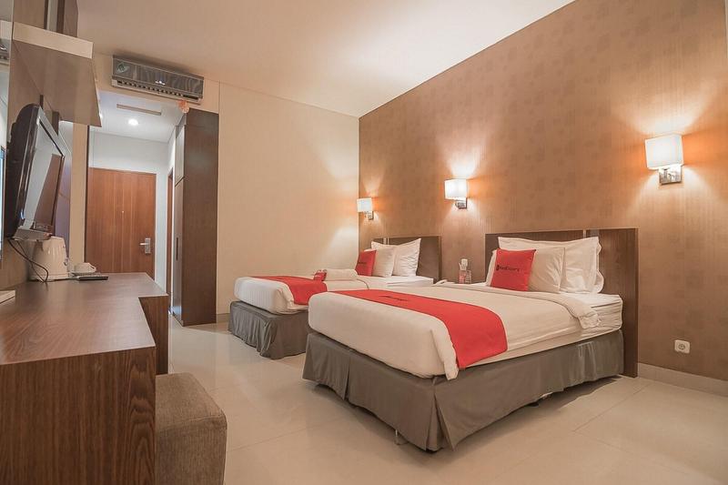 Formerly RedDoorz Premium near Paris Van Java Mall - Oda
