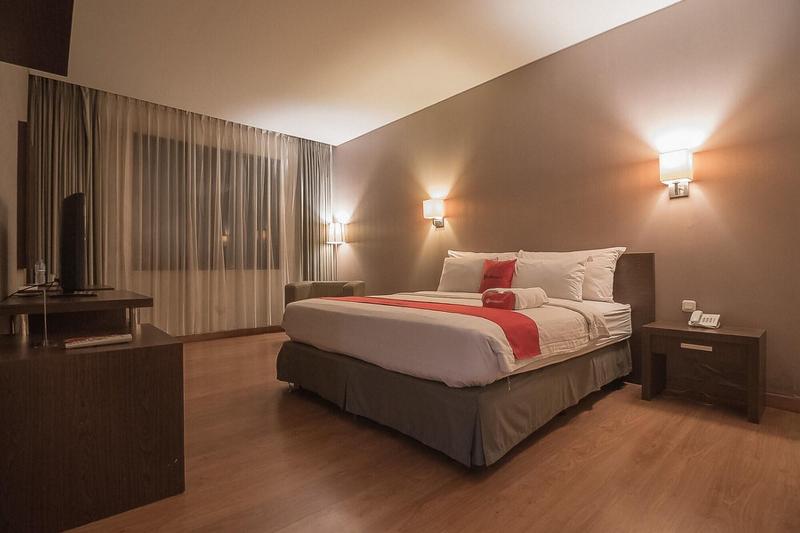 Formerly RedDoorz Premium near Paris Van Java Mall - Oda
