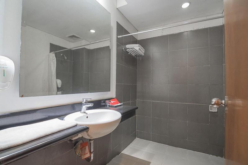 Formerly RedDoorz Premium near Paris Van Java Mall - Oda
