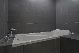 Formerly RedDoorz Premium near Paris Van Java Mall fotoÄŸrafÄ±