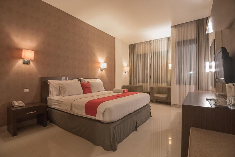 Formerly RedDoorz Premium near Paris Van Java Mall - Oda