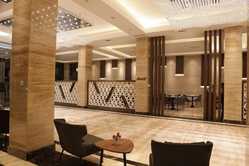 Pyramid Suites Banjarmasin - Lobi