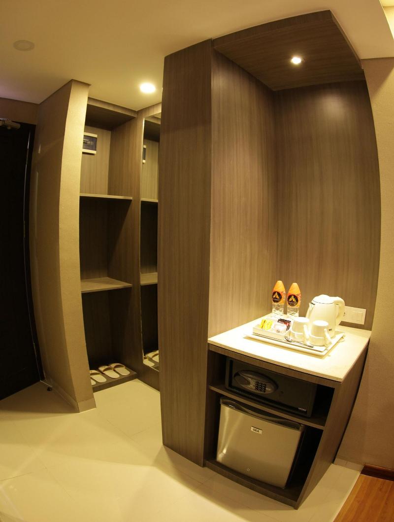 Pyramid Suites Banjarmasin - Oda