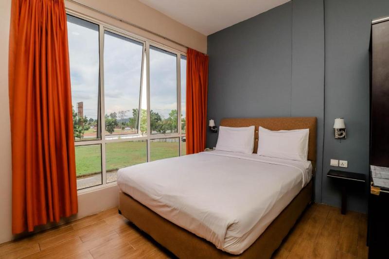 Blitz Hotel Batam Near Sultan Mahmud Ri'ayat Shah - Oda