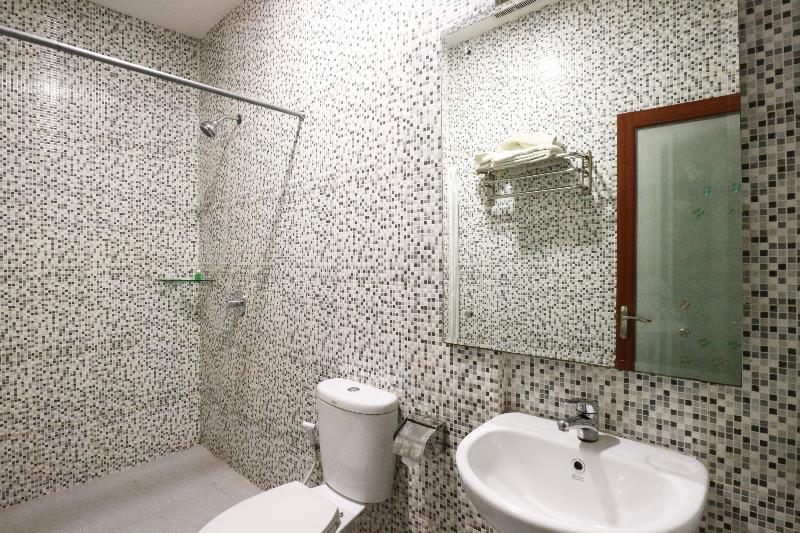 Blitz Hotel Batam Near Sultan Mahmud Ri'ayat Shah - Oda