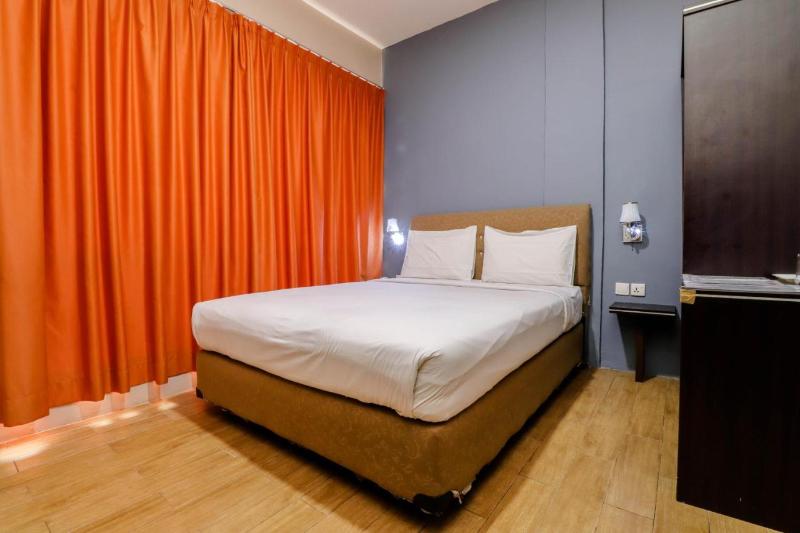 Blitz Hotel Batam Near Sultan Mahmud Ri'ayat Shah - Oda