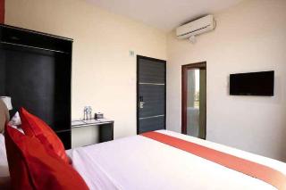 Blitz Hotel Batam Near Sultan Mahmud Ri'ayat Shah fotoÄŸrafÄ±