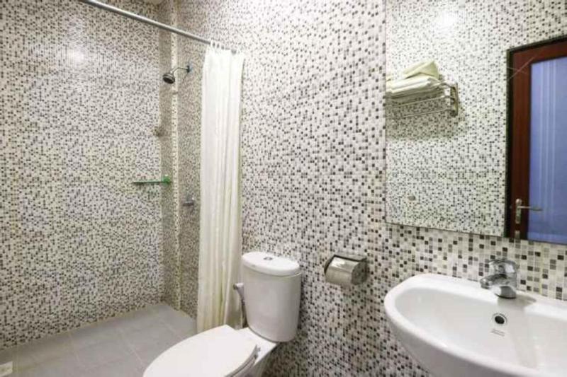 Blitz Hotel Batam Near Sultan Mahmud Ri'ayat Shah - Oda
