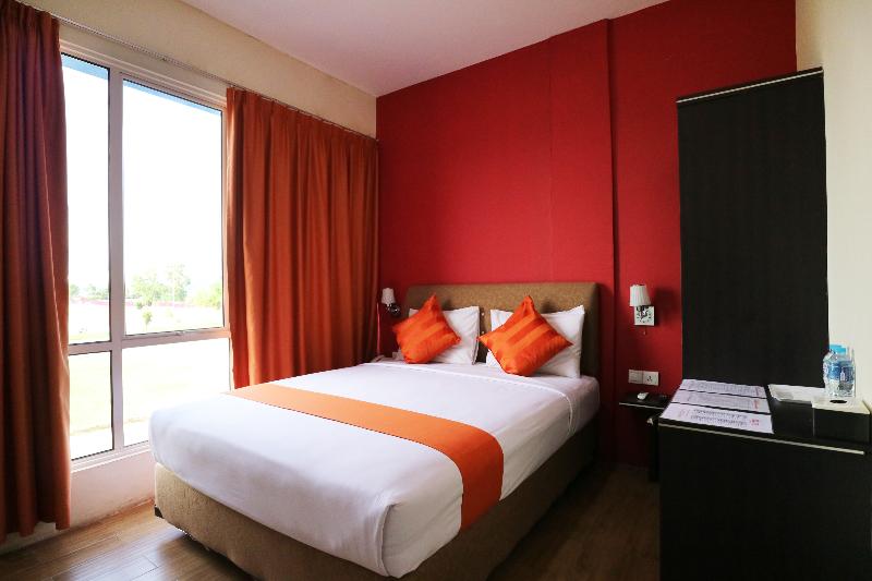 Blitz Hotel Batam Near Sultan Mahmud Ri'ayat Shah - Oda