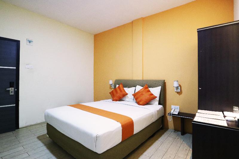 Blitz Hotel Batam Near Sultan Mahmud Ri'ayat Shah - Oda
