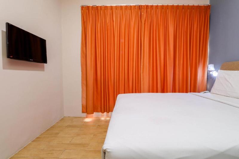 Blitz Hotel Batam Near Sultan Mahmud Ri'ayat Shah - Oda