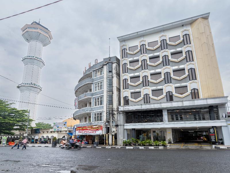 Hotel 88 Alun Alun Bandung - Genel