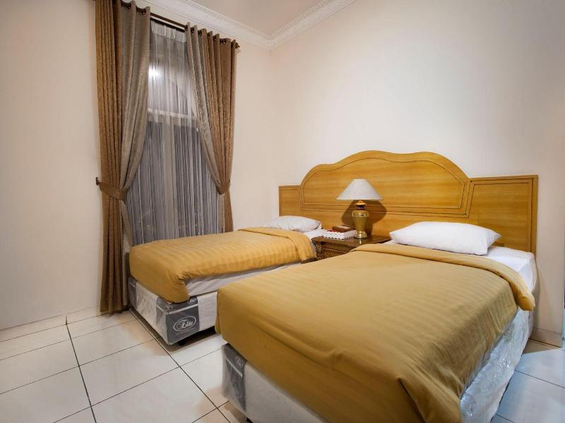 Narapati Syariah Hotel and Convention - Toplantı