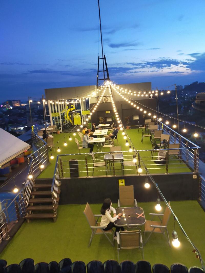 MaxOne Balikpapan - Havuz