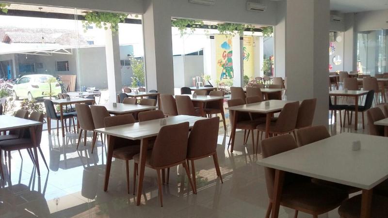 Urban Style by Front One - Restoran