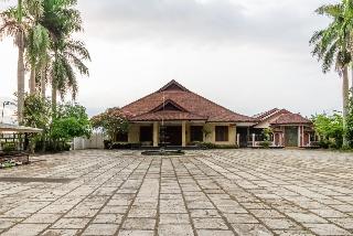 Formerly RedDoorz Syariah near Gor Ken Arok otel fotoğrafı