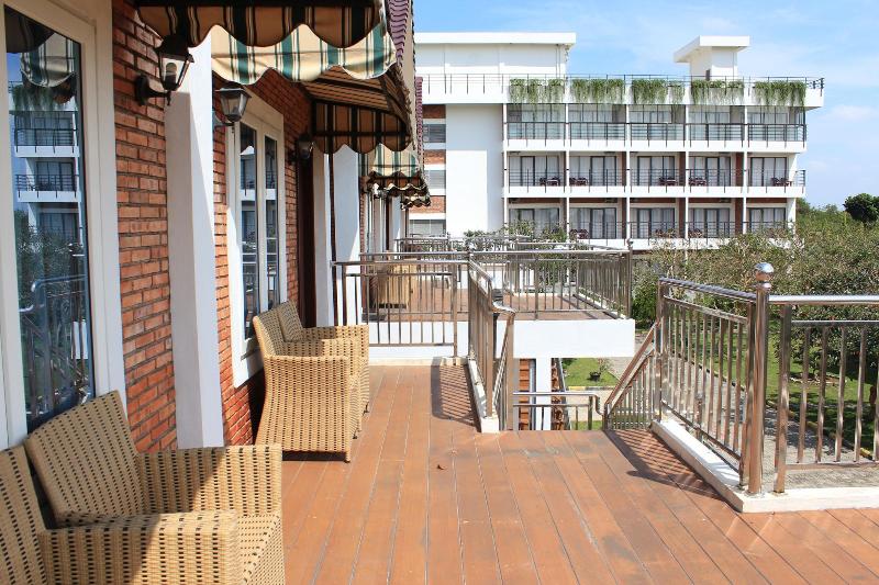 Thongs Inn Kualanamu - Genel