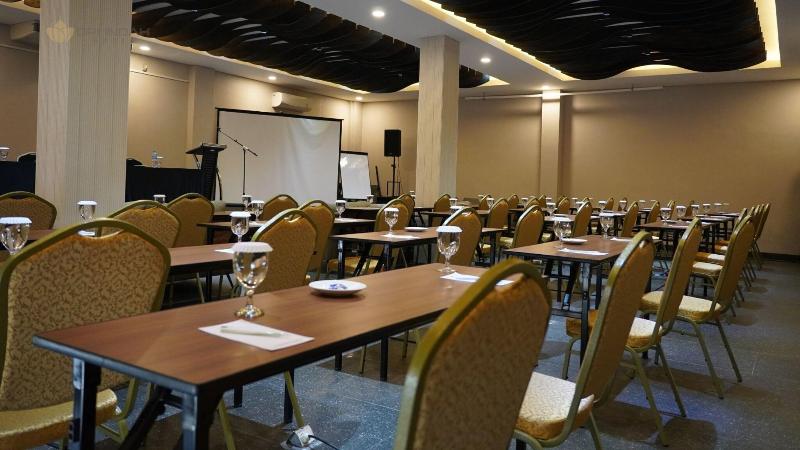 Opi Indah Hotel Palembang - Toplantı