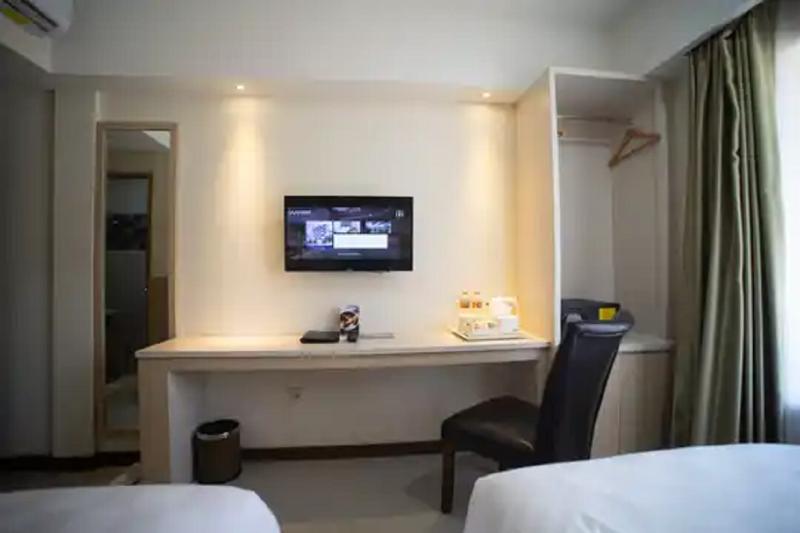 Luminor Hotel Banyuwangi - Oda