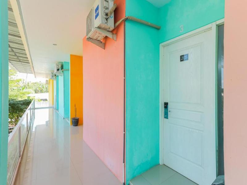 Sans Borobudur Homestay Banyuwangi - Oda