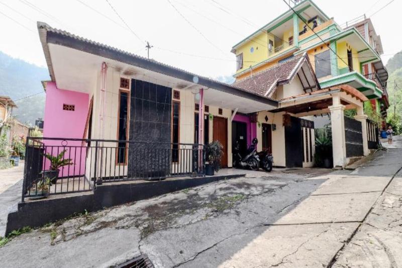 Puspa Sari Villa and Homestay by ZUZU - Genel