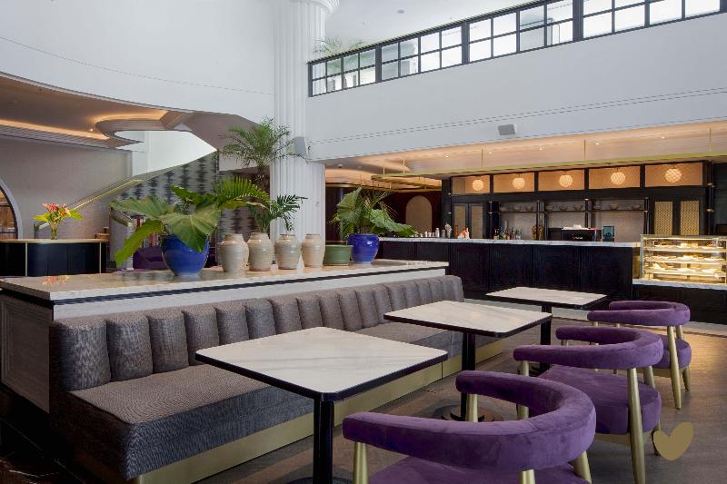 Goodrich Suites - Bar
