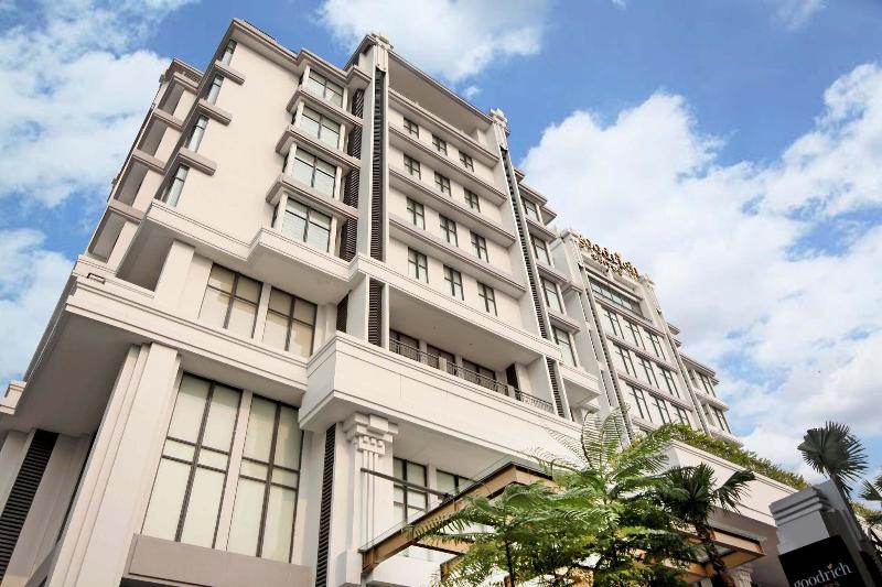 Goodrich Suites - Genel