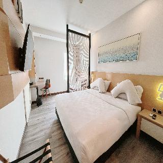 Verse Luxe Wahid Hasyim fotoÄŸrafÄ±