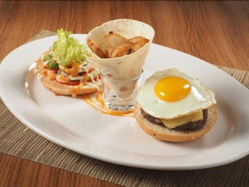Arosa Jakarta - Restoran