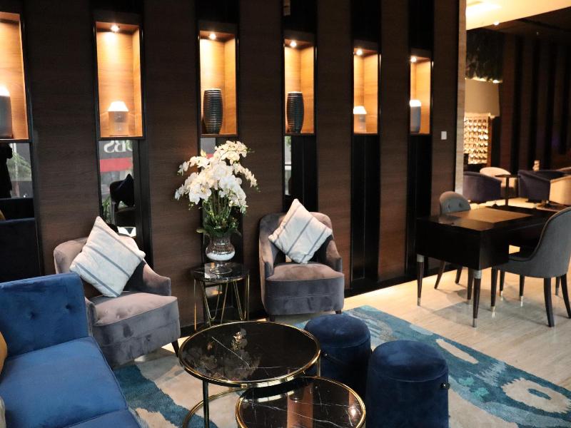 Sotis Hotel Kemang Jakarta - Bar