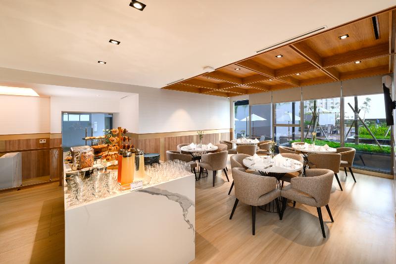 Oakwood PIK Jakarta - Restoran