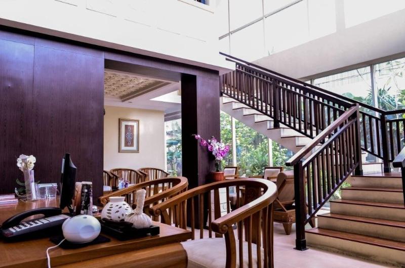 Grand Allison Jayapura - Aktivite