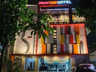 Front One Hotel Tulungagung fotoÄŸrafÄ±