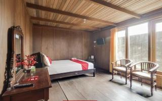 RedDoorz @ Omah Kayu Homestay fotoÄŸrafÄ±