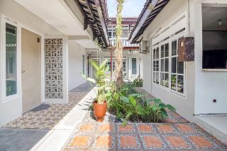 RedDoorz near Malioboro Tugu Station Jogja 2 fotoÄŸrafÄ±