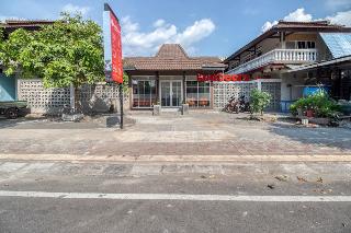 RedDoorz near Malioboro Tugu Station Jogja 2 fotoÄŸrafÄ±
