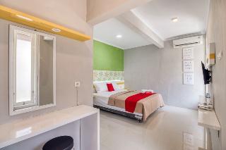 RedDoorz near Malioboro Tugu Station Jogja 2 fotoÄŸrafÄ±