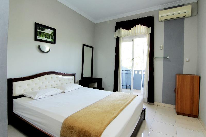 Hotel Bugis Asri by ZUZU - Oda