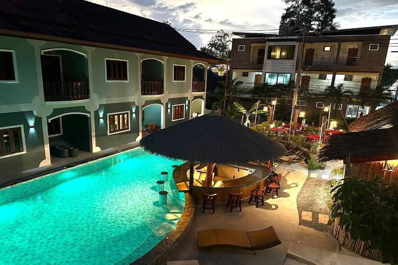 Ginis Beach Resort by ZUZU - Havuz
