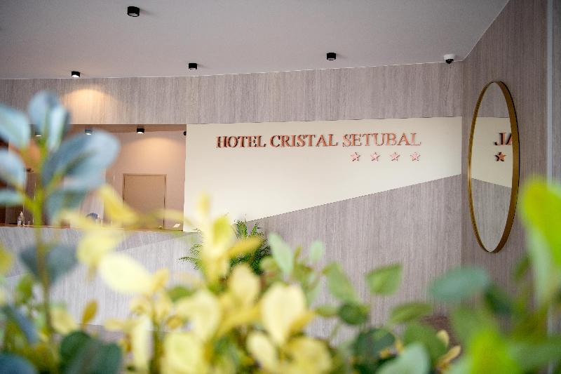 Cristal Setubal - Lobi