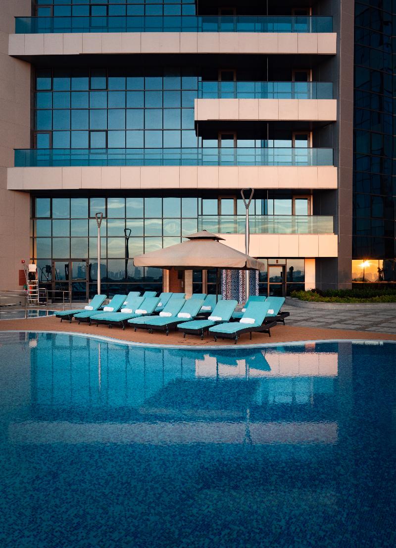 Millennium Place Barsha Heights Hotel Apartments - Havuz