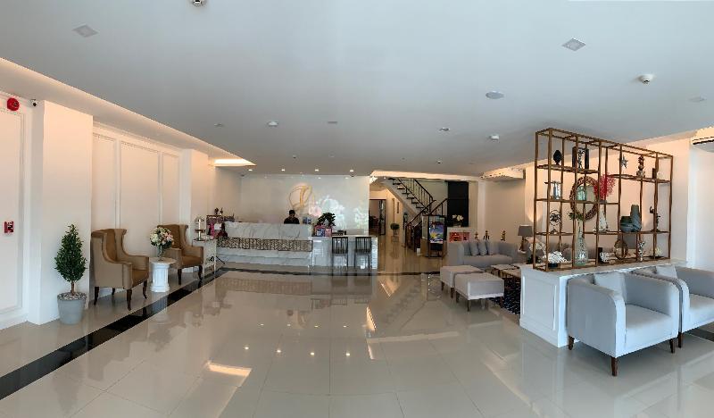 The Seens Hotel - Lobi