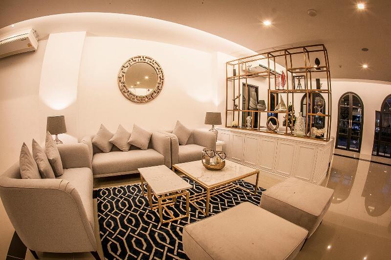 The Seens Hotel - Lobi